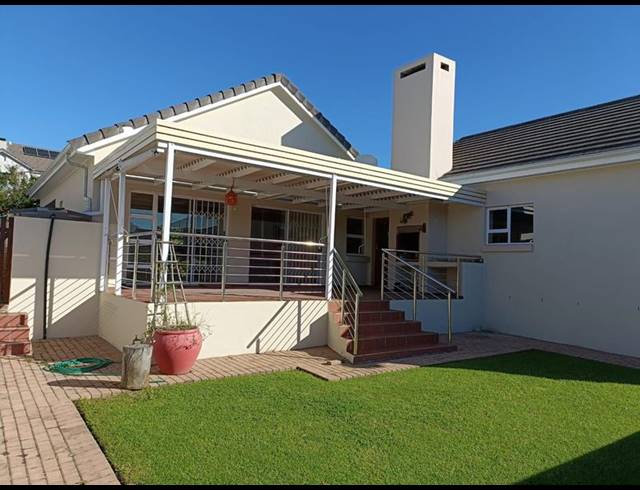 2 BEDROOM HOUSE FOR SALE IN GROENKLOOF RETIREMENT VILLAGE